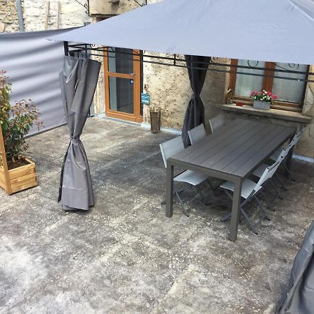 Gite Sur Loue Ornans Exteriör bild