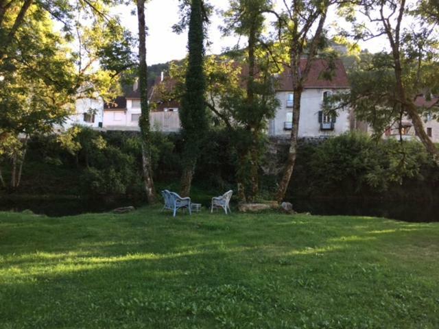Gite Sur Loue Ornans Exteriör bild