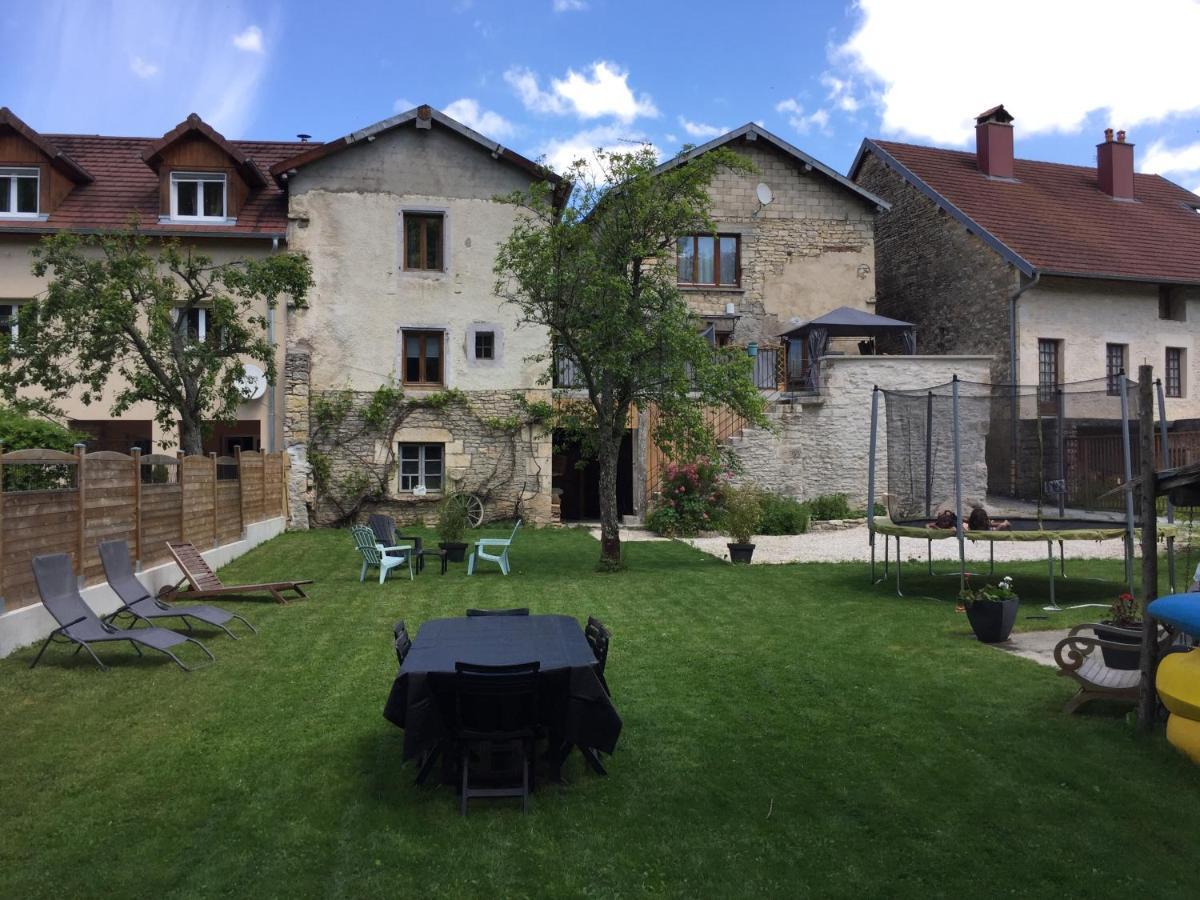 Gite Sur Loue Ornans Exteriör bild